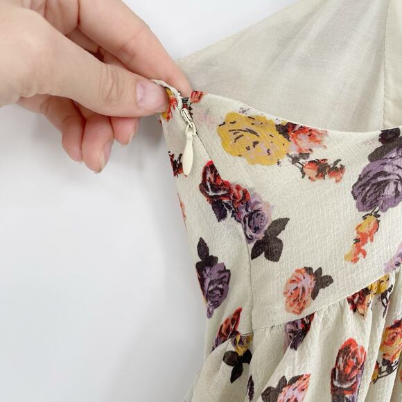 Kimchi Blue Size 0 Romper Cream Off The Shoulder Tank Sleeveless Low Cut Back - Picture 8 of 10